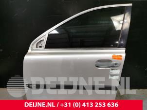 Gebrauchte Tür 4-türig links vorne Volvo XC90 I 2.5 T 20V Preis € 200,00 Margenregelung angeboten von van Deijne Onderdelen Uden B.V.