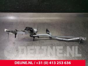 Used Wiper motor + mechanism Mercedes E (W213) E-220d 2.0 Turbo 16V Price € 90,00 Margin scheme offered by van Deijne Onderdelen Uden B.V.