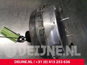 Usagé Assistant de freinage Mercedes E (W213) E-220d 2.0 Turbo 16V Prix € 70,00 Règlement à la marge proposé par van Deijne Onderdelen Uden B.V.