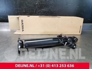 New Rear shock absorber, left Volvo XC60 I (DZ) Price € 484,00 Inclusive VAT offered by van Deijne Onderdelen Uden B.V.