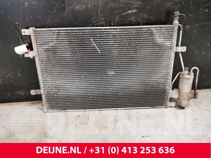 Air conditioning condenser from a Volvo V70 (SW) 2.4 T 20V 2002