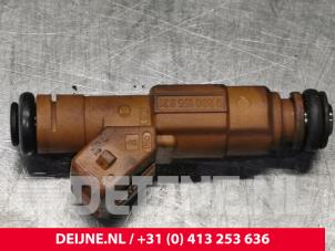 Used Injector (petrol injection) Volvo V70 Price € 25,00 Margin scheme offered by van Deijne Onderdelen Uden B.V.