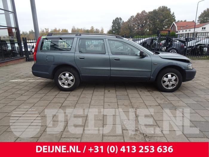 Extra window 4-door, right from a Volvo XC70 (SZ) XC70 2.5 T 20V 2002