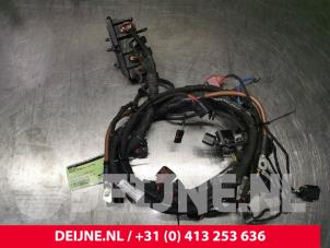 Used Wiring harness Porsche Taycan (Y1A) 4S Price € 151,25 Inclusive VAT offered by van Deijne Onderdelen Uden B.V.
