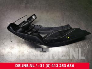 Used Rear bumper bracket, left Porsche Taycan (Y1A) 4S Price € 18,15 Inclusive VAT offered by van Deijne Onderdelen Uden B.V.