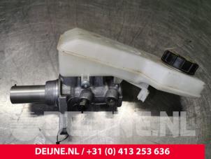 Gebrauchte Hauptbremszylinder Volvo XC40 (XZ) 1.5 T3 Autom. 12V Preis auf Anfrage angeboten von van Deijne Onderdelen Uden B.V.