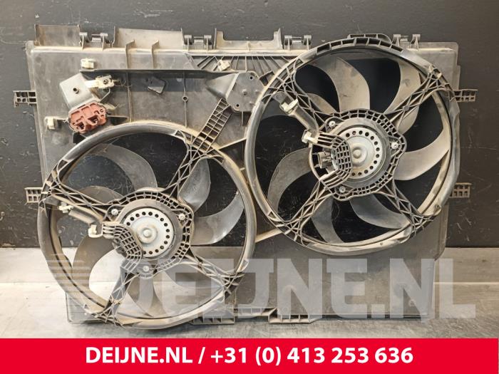 Używane Wentylator Citroen Jumper (U9) 2.2 HDi 100 Euro 4 Cena € 96,80 Z VAT oferowane przez van Deijne Onderdelen Uden B.V.