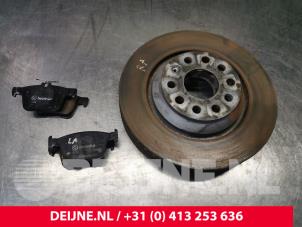 Used Brake disc + block back Volkswagen Golf VII (AUA) 2.0 R-line 4Motion 16V Price € 90,00 Margin scheme offered by van Deijne Onderdelen Uden B.V.