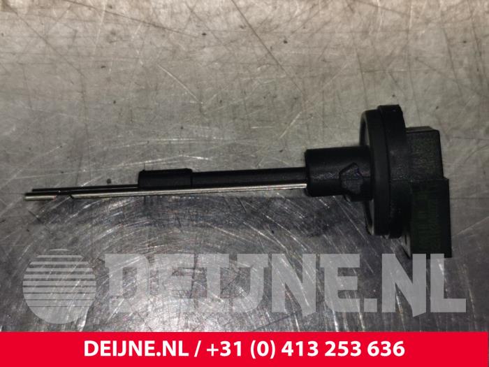 Begagnade Innetemperatursensor Mercedes E (W213) E-220d 2.0 Turbo 16V Pris € 15,00 Marginaltabell erbjuds av van Deijne Onderdelen Uden B.V.