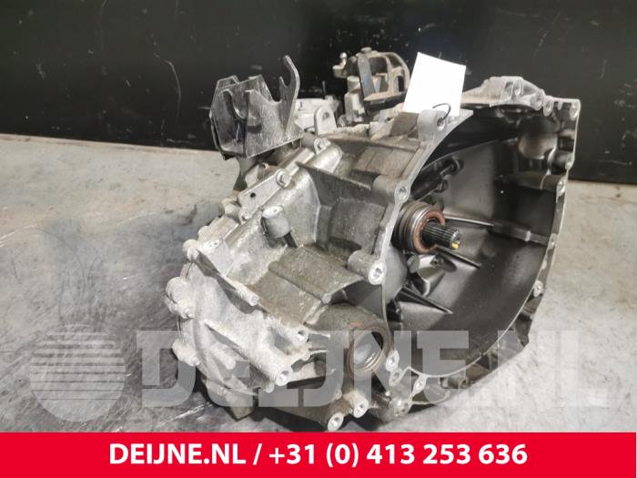 Gebrauchte Getriebe Volvo V40 (MV) 2.0 T2 16V Preis € 600,00 Margenregelung angeboten von van Deijne Onderdelen Uden B.V.