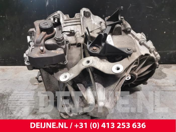 Gebrauchte Getriebe Volvo V40 (MV) 2.0 D4 16V Preis € 500,00 Margenregelung angeboten von van Deijne Onderdelen Uden B.V.