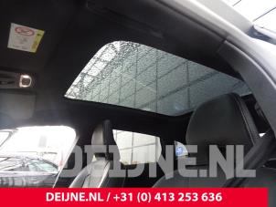 Gebrauchte Panoramadach Volvo V40 (MV) 2.0 T2 16V Preis auf Anfrage angeboten von van Deijne Onderdelen Uden B.V.