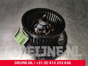 Używane Silnik wentylatora nagrzewnicy Volkswagen Golf VIII (CD1) 2.0 GTI 16V Cena € 45,00 Procedura marży oferowane przez van Deijne Onderdelen Uden B.V.