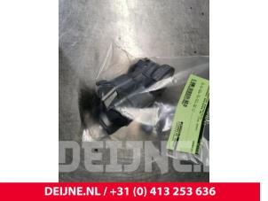 Used Electronic ignition key Mercedes Sprinter 3,5t (906.73) 311 CDI 16V Price € 242,00 Inclusive VAT offered by van Deijne Onderdelen Uden B.V.