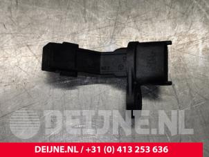 Usados Sensor de cigüeñal Mercedes CLA (117.3) 1.6 CLA-180 16V Precio € 120,00 Norma de margen ofrecido por van Deijne Onderdelen Uden B.V.