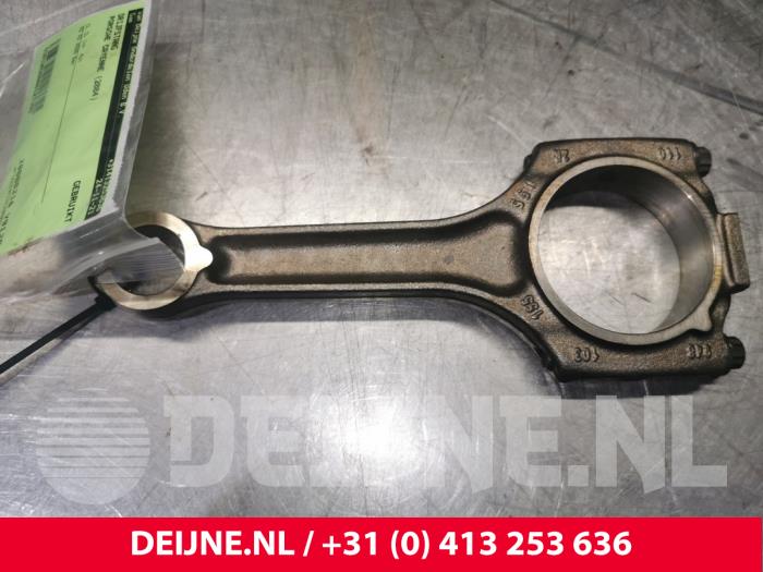 Usagé Bielle Porsche Cayenne (9PA) 4.5 S V8 32V Prix € 80,00 Règlement à la marge proposé par van Deijne Onderdelen Uden B.V.