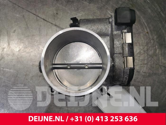 Gebrauchte Drosselklappengehäuse Porsche Cayenne (9PA) 4.5 S V8 32V Preis € 30,00 Margenregelung angeboten von van Deijne Onderdelen Uden B.V.
