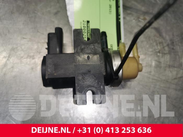 Usagé Régulateur pression turbo Volvo V40 (MV) 1.6 D2 Prix € 40,00 Règlement à la marge proposé par van Deijne Onderdelen Uden B.V.