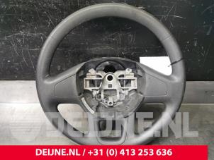 Usados Volante Opel Vivaro 1.6 CDTi BiTurbo 125 Euro 6 Precio € 84,70 IVA incluido ofrecido por van Deijne Onderdelen Uden B.V.