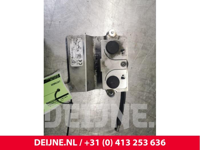 Usados Sensor Nox Porsche Cayenne (9PA) 3.2 V6 24V Precio € 175,00 Norma de margen ofrecido por van Deijne Onderdelen Uden B.V.