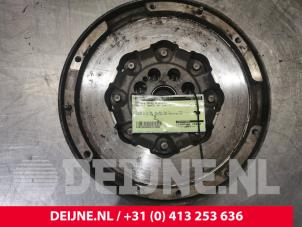Used Dual mass flywheel Renault Trafic (1FL/2FL/3FL/4FL) 1.6 dCi 115 Price € 302,50 Inclusive VAT offered by van Deijne Onderdelen Uden B.V.