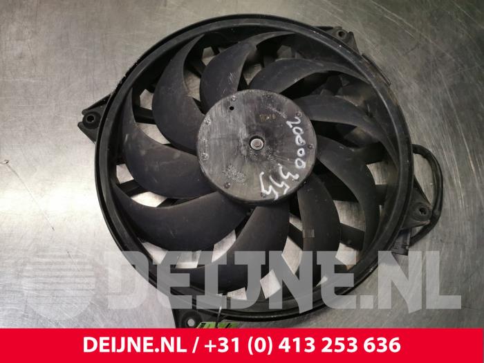 Używane Wentylator Citroen Jumpy (G9) 2.0 HDI 120 16V Cena € 48,40 Z VAT oferowane przez van Deijne Onderdelen Uden B.V.
