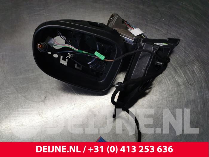Wing mirror, right from a Volvo S40 (MS)  2010