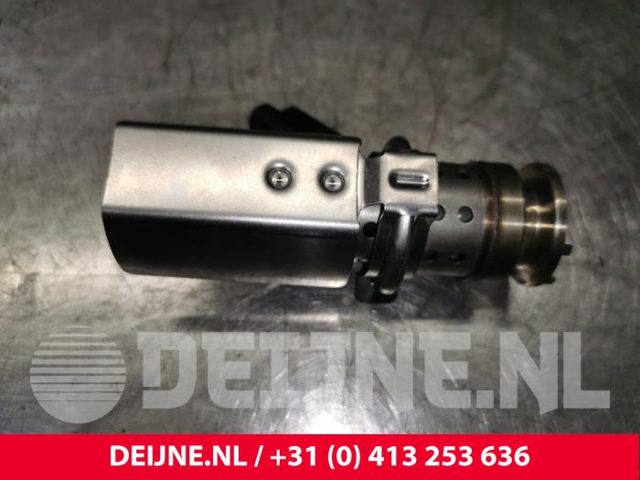 Support de plaque d'immatriculation en acier inoxydable - IVECO STRALIS / CUBE / HI-WAY | 3 Support de plaque d'immatriculation en acier inoxydable - IVECO STRALIS / CUBE / HI-WAY | 3