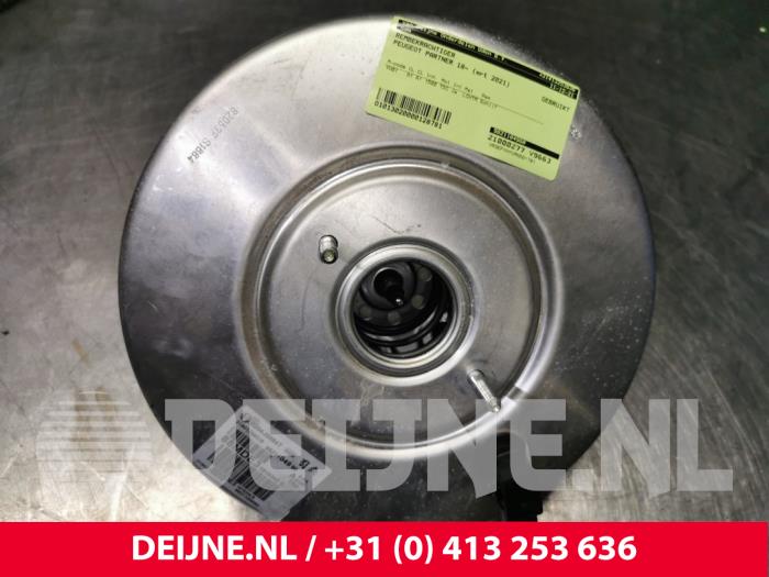 Gebrauchte Bremskraftverstärker Peugeot Partner (EA//EF/EN/EU) 1.5 BlueHDi 100 Preis € 30,25 Mit Mehrwertsteuer angeboten von van Deijne Onderdelen Uden B.V.
