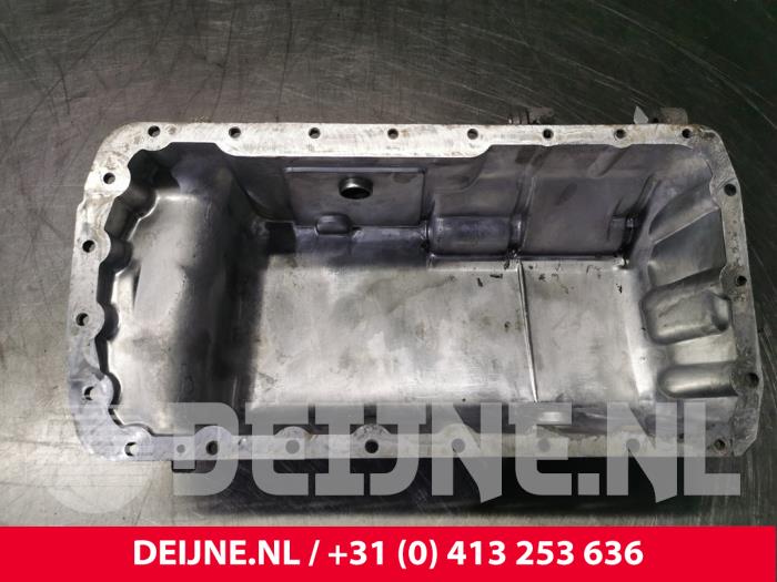 Sump from a Fiat Scudo (220Z) 1.9 D 2000