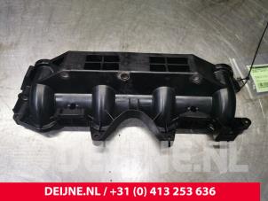 Used Intake manifold Renault Master III (FD/HD) 2.2 dCi 16V Price € 42,35 Inclusive VAT offered by van Deijne Onderdelen Uden B.V.