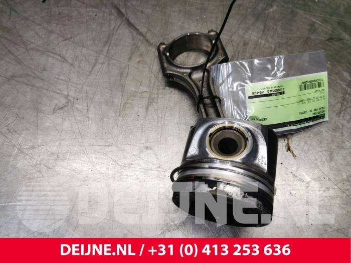 Connecting rod Volvo V60 I 2.0 D4 16V - 31375187 D4204T5