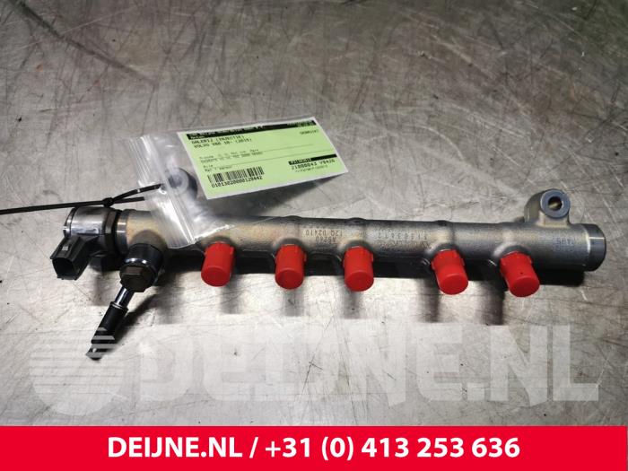 Usagé Système d'injection Volvo V60 I (FW/GW) 2.0 D4 16V Prix € 100,00 Règlement à la marge proposé par van Deijne Onderdelen Uden B.V.