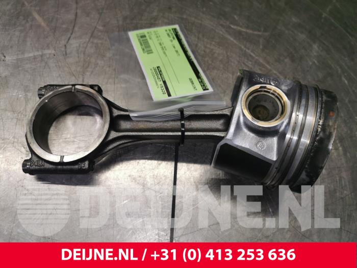 Begagnade Vevstake Volkswagen Caddy IV 2.0 TDI 102 Pris € 90,75 Inklusive moms erbjuds av van Deijne Onderdelen Uden B.V.