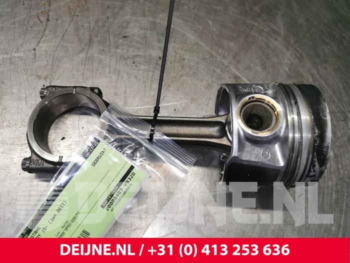 Begagnade Vevstake Volkswagen Caddy IV 2.0 TDI 102 Pris € 90,75 Inklusive moms erbjuds av van Deijne Onderdelen Uden B.V.