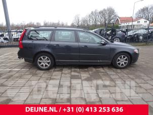 Used Rear door window 4-door, left Volvo V70 (BW) 1.6 DRIVe 16V Price € 50,00 Margin scheme offered by van Deijne Onderdelen Uden B.V.
