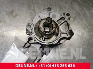 Used Vacuum pump (diesel) Mercedes Sprinter 3,5t (906.73) 315 CDI 16V Price € 42,35 Inclusive VAT offered by van Deijne Onderdelen Uden B.V.