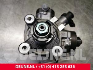 Used Mechanical fuel pump Volvo XC60 I (DZ) 2.4 D3/D4 20V AWD Price € 125,00 Margin scheme offered by van Deijne Onderdelen Uden B.V.