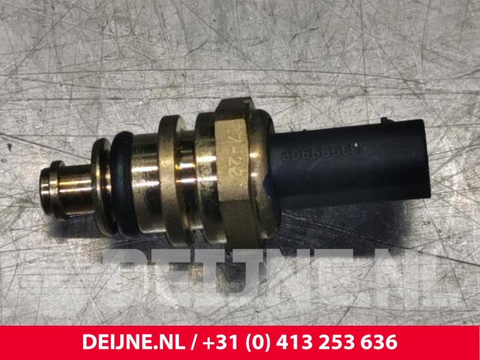 Used Engine temperature sensor Polestar Polestar 2 78kWh Long Range Dual Motor Price € 24,20 Inclusive VAT offered by van Deijne Onderdelen Uden B.V.