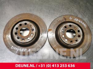 Used Rear brake disc Volkswagen Golf VII (AUA) 2.0 GTI 16V Performance Package Price € 40,00 Margin scheme offered by van Deijne Onderdelen Uden B.V.