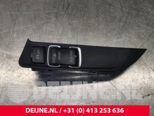 Used ESP switch BMW 3 serie Gran Turismo (F34) 320i 2.0 16V Price € 20,00 Margin scheme offered by van Deijne Onderdelen Uden B.V.