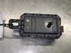 Radio remote control from a BMW 3 serie Gran Turismo (F34), 2012 / 2020 320i 2.0 16V, Hatchback, Petrol, 1.998cc, 135kW (184pk), RWD, B48B20A, 2016-07 / 2020-12, 8X31; 8X32 2017