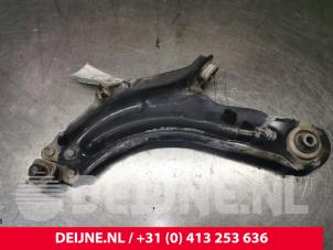 Usagé Bras de suspension bas avant gauche Mercedes Citan (415.7) 1.5 108 CDI Euro 6 Prix sur demande proposé par van Deijne Onderdelen Uden B.V.