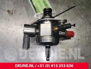Usagé Pompe haute pression Audi A5 Prix € 170,00 Règlement à la marge proposé par van Deijne Onderdelen Uden B.V.