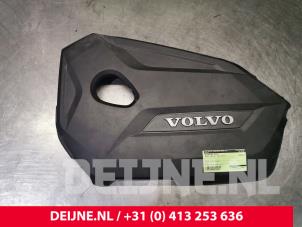 Używane Pokrywa silnika Volvo V40 (MV) 1.6 T3 GTDi 16V Cena € 35,00 Procedura marży oferowane przez van Deijne Onderdelen Uden B.V.