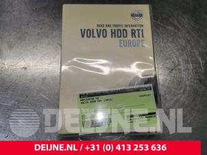 Usagé CD navigation Volvo XC60 I (DZ) Prix € 20,00 Règlement à la marge proposé par van Deijne Onderdelen Uden B.V.