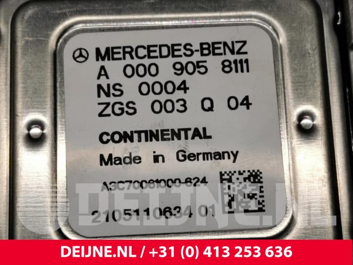 Nox sensor from a Mercedes-Benz Vito (447.6) 2.0 114 CDI 16V 2021