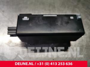 Used Electronic ignition key Mercedes A (177.0) 1.3 A-180 Turbo 16V Price € 55,00 Margin scheme offered by van Deijne Onderdelen Uden B.V.