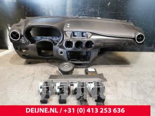 Used Airbag set + dashboard Mercedes B (W246,242) 2.2 B-220 CDI BlueEFFICIENCY 16V Price € 800,00 Margin scheme offered by van Deijne Onderdelen Uden B.V.