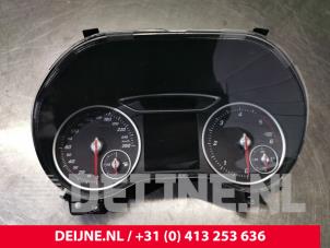 Gebrauchte Tacho - Kombiinstrument KM Mercedes B (W246,242) 2.2 B-220 CDI BlueEFFICIENCY 16V Preis € 200,00 Margenregelung angeboten von van Deijne Onderdelen Uden B.V.